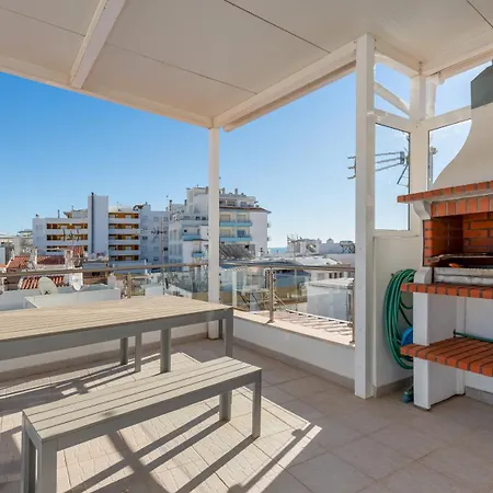 Modern 3 Bdr Duplex House With Terrace By Lovelystay Armação de Pêra